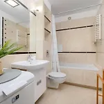 Cosy In With Balcony Ideal For Relaxation By Renters Апартаменты