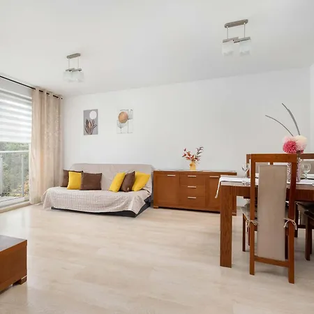 Апартаменты Cosy In With Balcony Ideal For Relaxation By Renters *